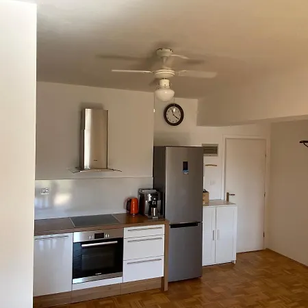 Lucy Piran-punta Appartement *