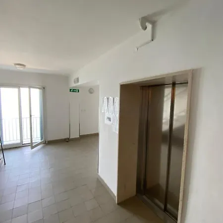 Lucy Piran-punta Appartement *