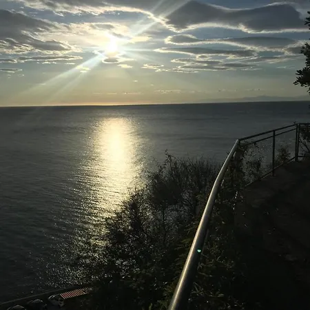 Lucy Piran-punta * Piran