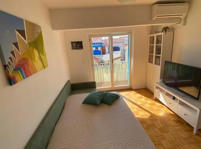 Lucy Piran-punta 公寓