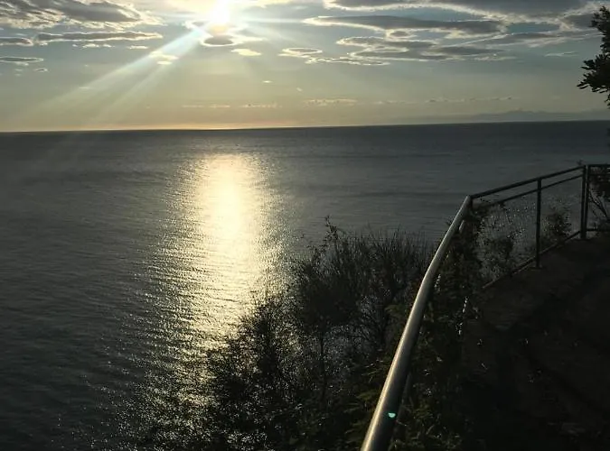 Lucy Piran-punta * Piran